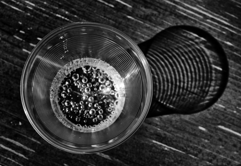 is sparkling water bad for your teeth