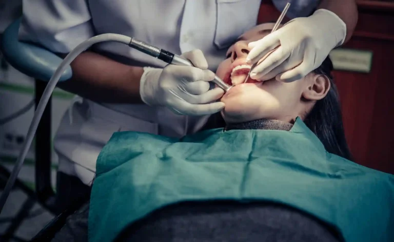 overcome dental anxiety with dental surgeons